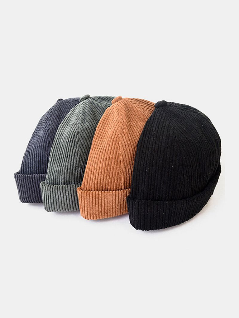 Unisex Solid Corduroy-bokstaver Oval Etikett All-match Justerbar Brimless Beanie Landlord Cap Skull Cap