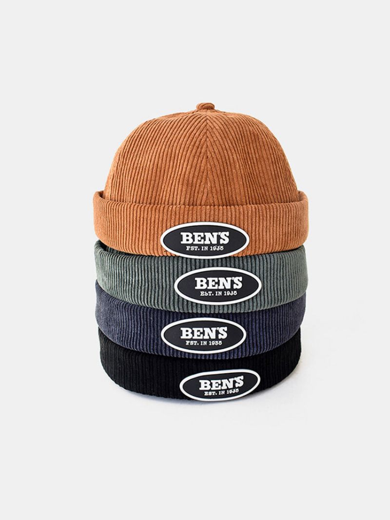 Unisex Solid Corduroy-bokstaver Oval Etikett All-match Justerbar Brimless Beanie Landlord Cap Skull Cap