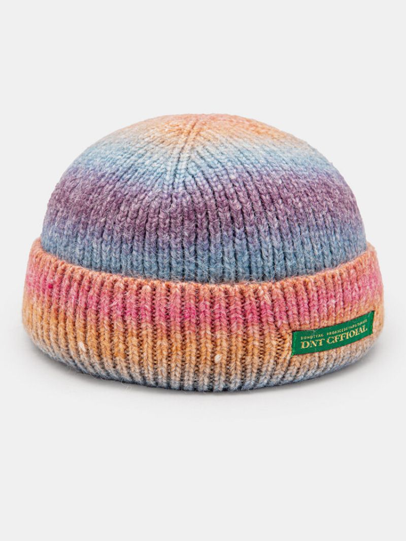 Unisex Strikket Tie-dye Gradient Farge Bokstaver Stoffetikett All-match Varme Brimless Beanie Utleier Cap Skull Cap