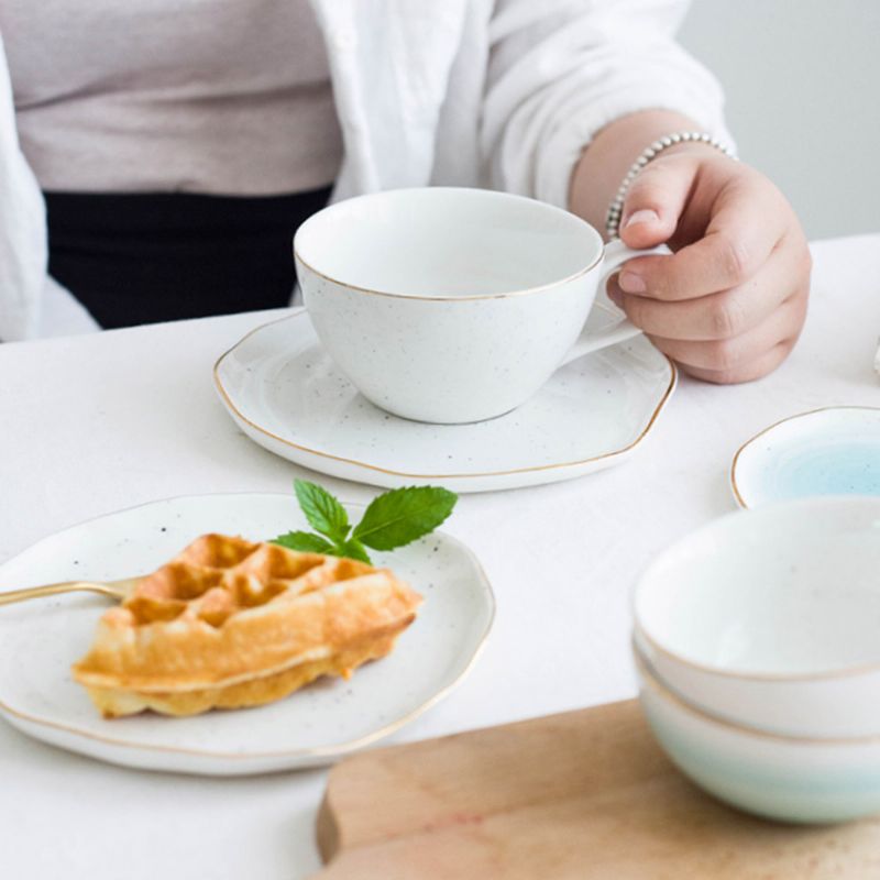 Kreativt Kaffekopp Og Tallerkensett Med Forgylt Glasurpunkt Kontorvannglass Frokostmelkekopp