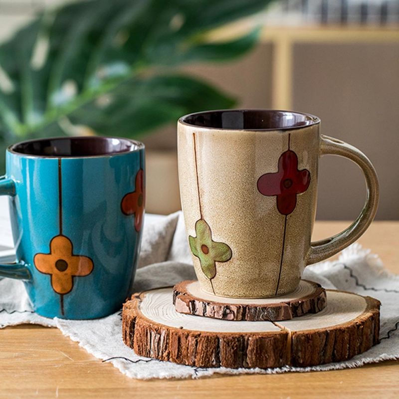 Stilig Retro Keramikkkrus Med Skje Og Lokk Håndmalingskopp For Vann Kaffe Juice Melk Te