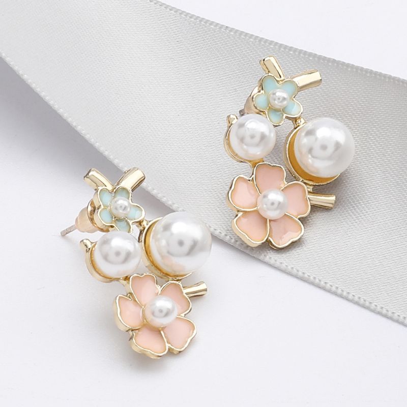 Legering Elegant Pearl Flower Stud Øredobber For Kvinner