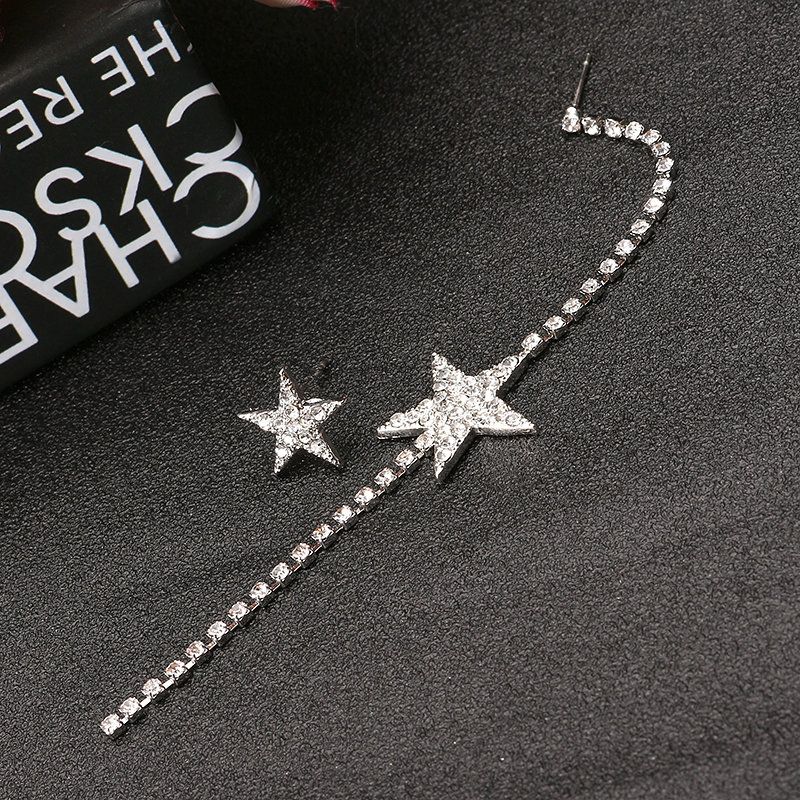 Uregelmessig Elegante Øredobber Star Rhinestone Tassel