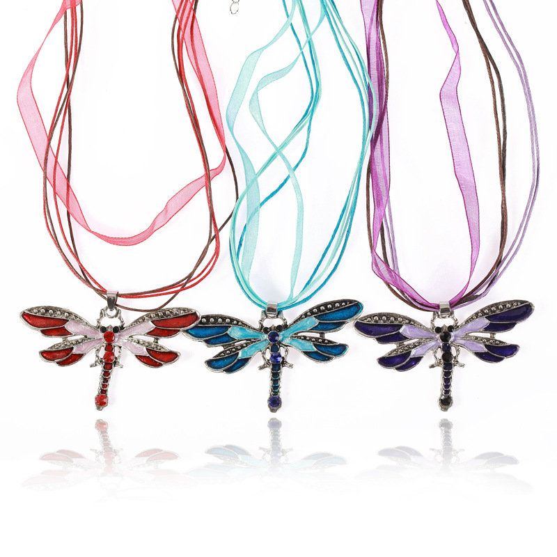 Trendy Fargerik Dragonfly Anheng Halskjeder Rhinestones Stoff Kvinners Lange