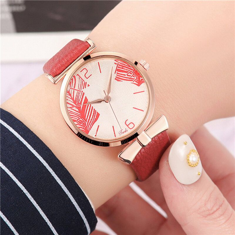 Morsomme Trendy Kvinner Klokker Tremønster Urskive Rose Gold Alloy Case Leather Band Quartz Watch