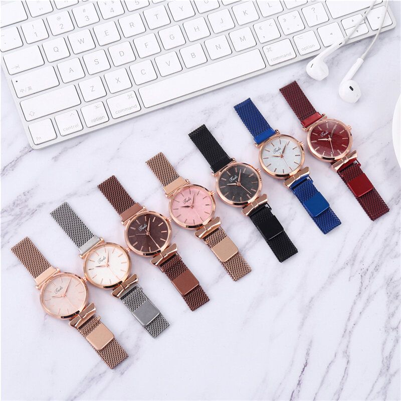 Mote Elegante Kvinner Klokker Alloy Mesh Band No Number Dial Rose Gold Case Quartz Watch