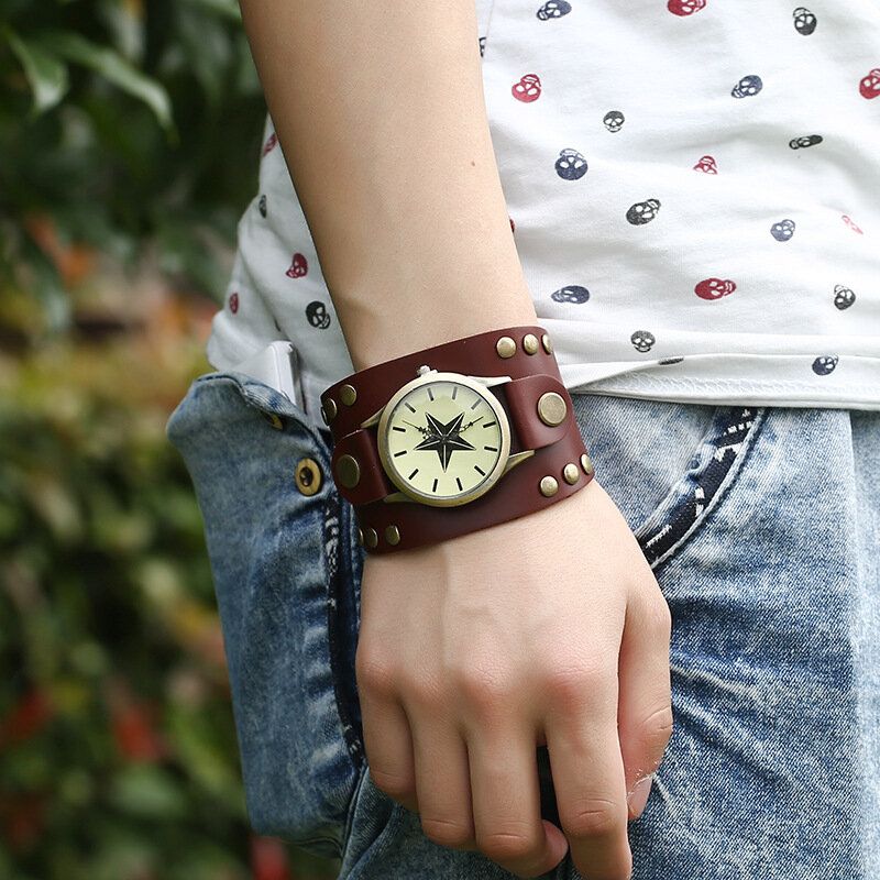 Vintage Cow Leather Armbånd Watch Justerbar Nagle Multi-layer Unisex Quartz