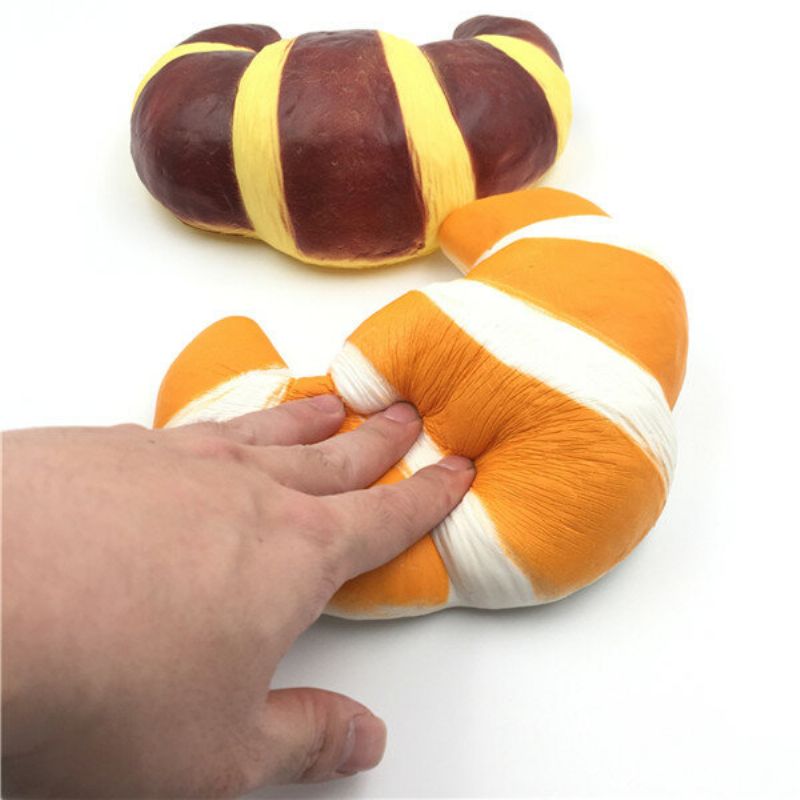 18 cm Squishyfun Jumbo Croissant Squishy Brød Super Sakte Stigende Squeeze Collection Leketøy Morsom Gave