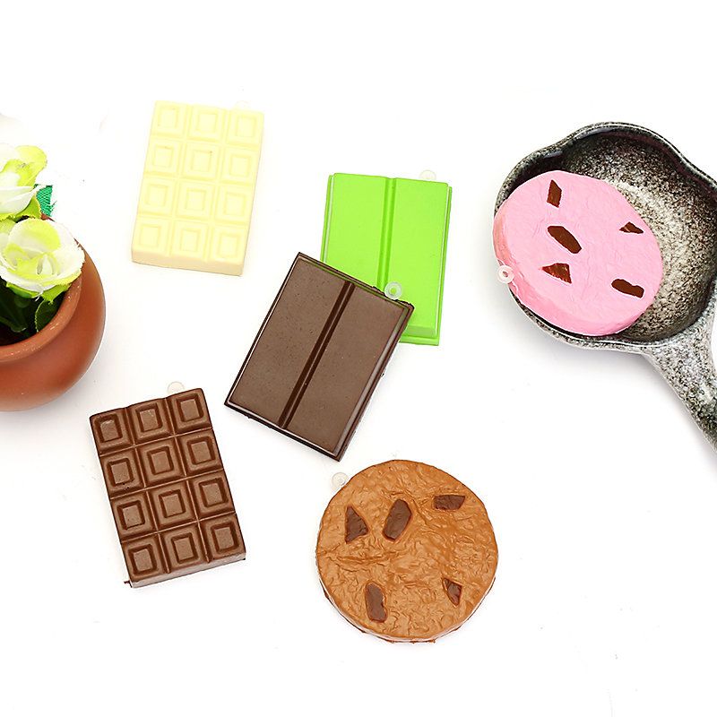 Kawaii Squishy Tag Toys Crack Chocolate Bar Kjeks Cracker Sound Collection Gavedekor Leketøy