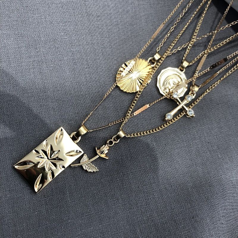 Bohemian Portrait Flower Necklace Multilayer Gold For Women Sweater Chain