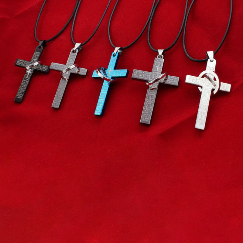 Mote Anheng Halskjede Graphem Cross Hollow Rund Charm Etniske Smykker For Menn