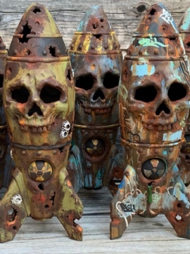 1 Pc Halloween Skull Bomb Resin Ornament Lite Nuclear Warhead For Yard Garden Home Desktop Decor