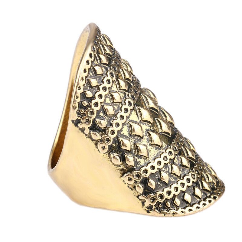 Bohemian Geometrisk Solid Diamond Ring Overdrevet Punk Rivet Metal Finger