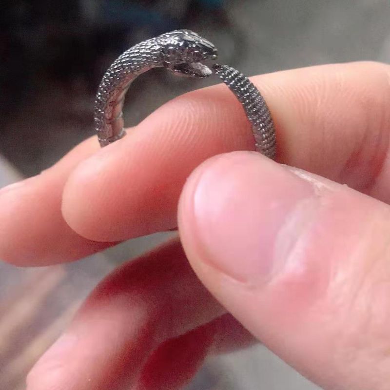 Nytt Design Darkly Pioneer 925 Sterling Sølv Ouroboros Snake Justerbar Ring For Menn Kvinner Punk Gothic Party Utsøkt Smykkegave