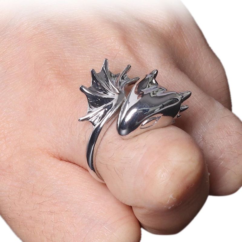 Punk Stil Fingerring For Kvinner Slitasje Gavevalg Rent Kobber Outlandish Dame Ring Hånd Ornament Dragon Diamant Finger