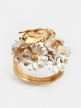 Vintage Alloy Bee Honning Flower Golden Leaf Ring