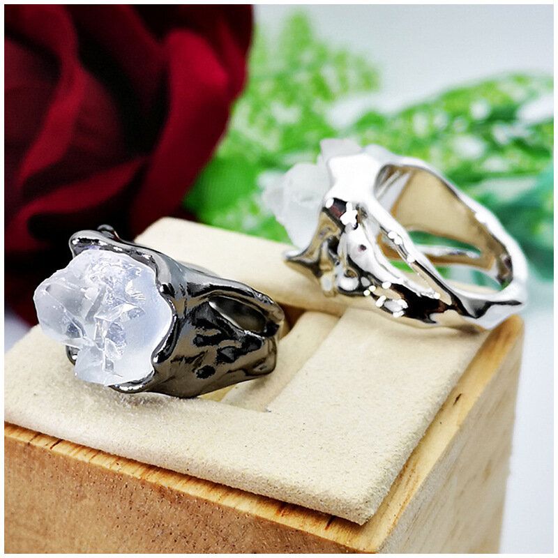 Vintage Geometrisk Uregelmessig Naturlig Krystallmalmring Metall Hul Gjennomsiktig Gemstone Fingerringer