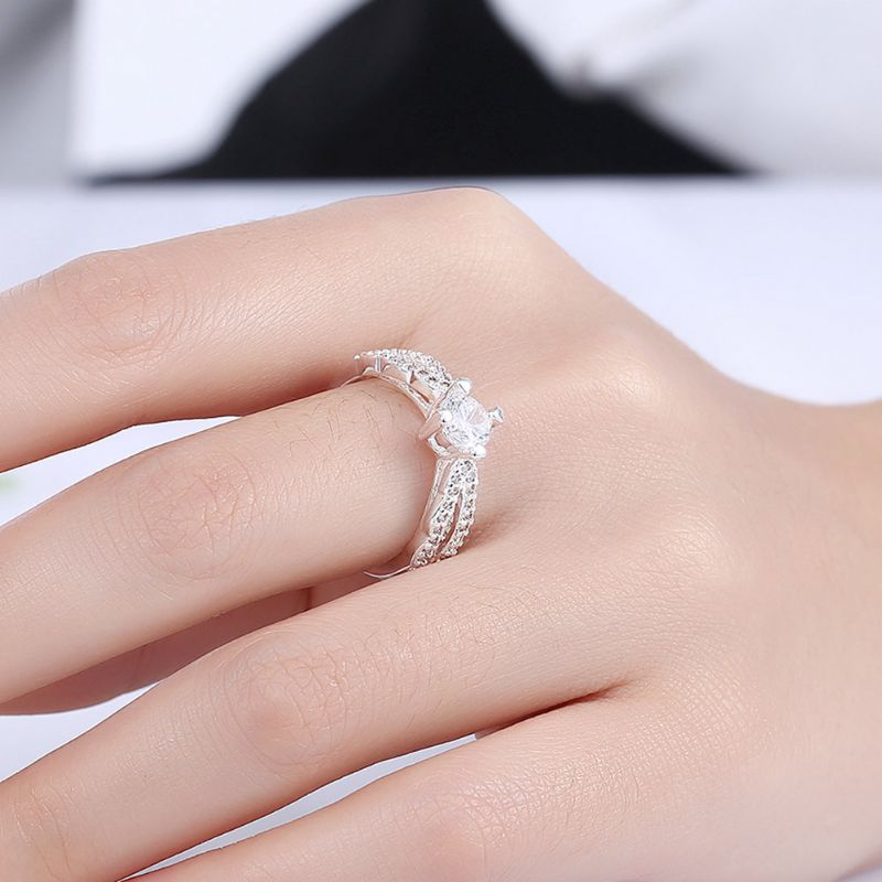 Yueyin Luksusring Oval Zircon Giftering For Kvinner Gave