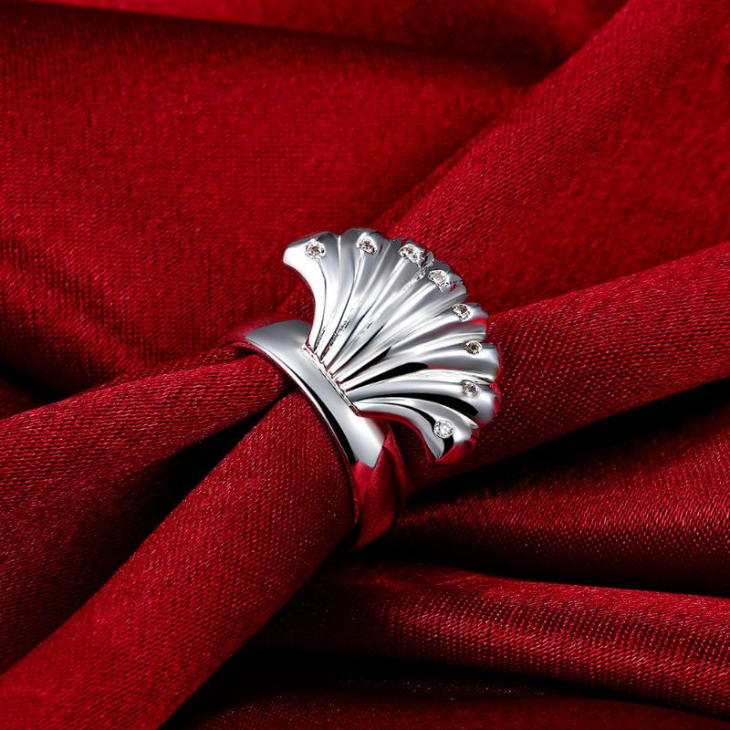 Yueyin Luxury Ring Elegant Shell Zircon