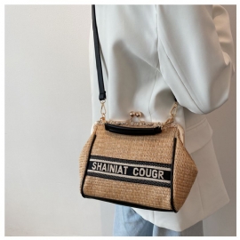 2023 Summer Straw Woven Bag Mote Tredimensjonal Blomsterdesign Liten Frisk Portable Messenger Beach Bag