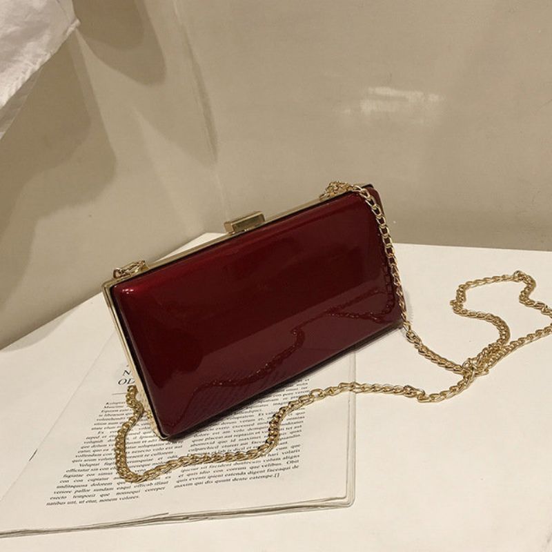 Advanced Sense Bag Foreign Air Female Bag 2023 New Wave Korean Version Of The Wild Patent Leather Clutch Bag Chain Messenger Bag