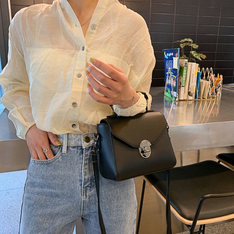 Advanced Sense Of Foreign Small Bag 2023 New Summer Fashion Portable Texture Wild Single Shoulder Slung Handbag Engros