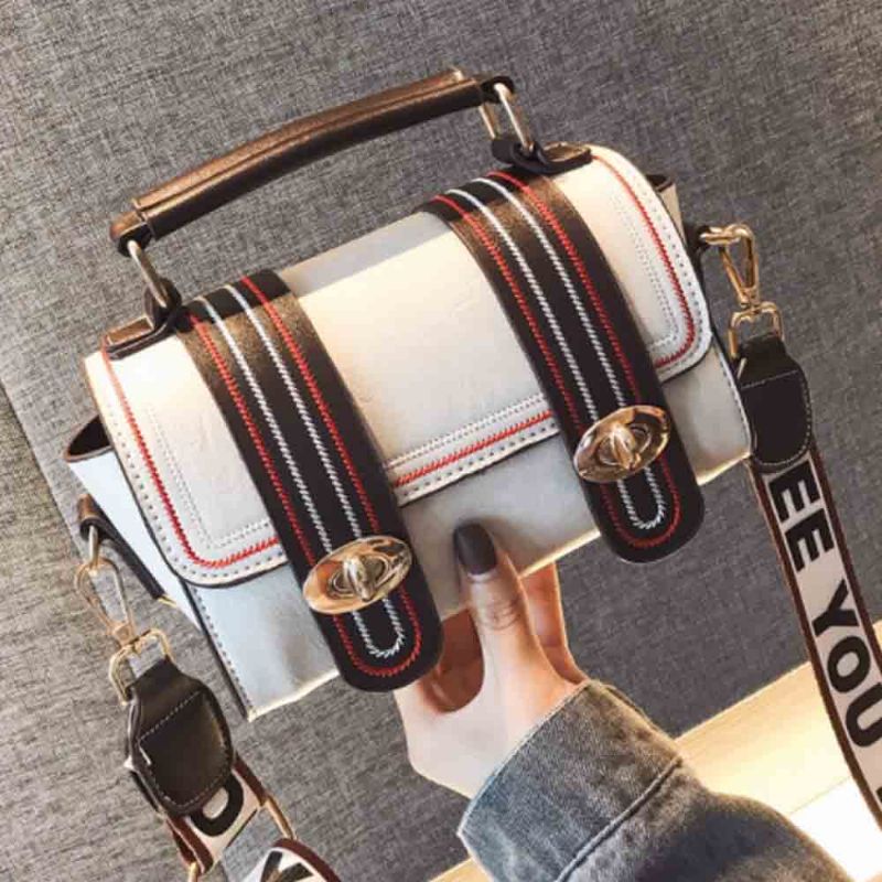 Crossbody-veske I Pu-skinn Med Alfabet-skulderreim Lady Mini-skulderveske Med Stripespenne For Shopping Dating