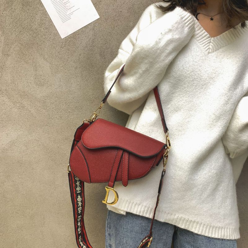 Eksklusiv Veske Cross-body Vestlig Stil Bredbåndsmote No Match2020 Ny Vår Og Sommer Tidevann Super Hot Net Red Sadel Bag