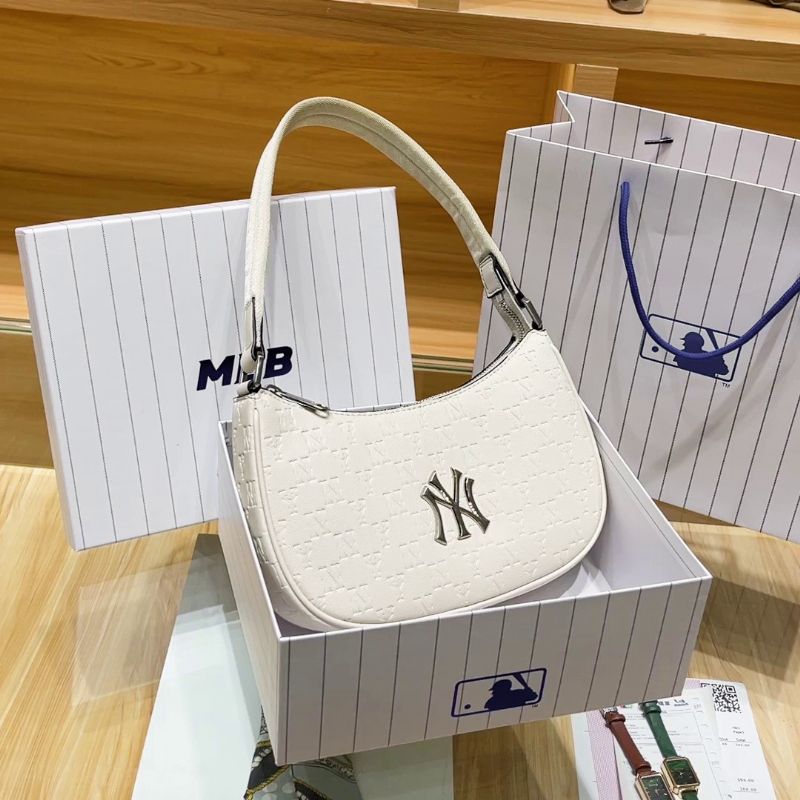 Mlb Underarmsveske Sommer High-end Feeling Nisje White Crescent Bag Skulder Håndveske Liten Veske