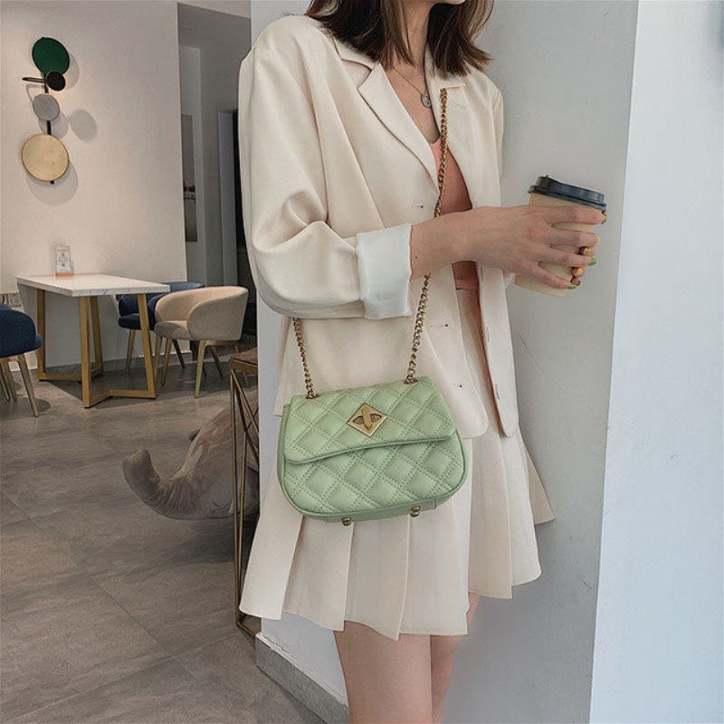 On The New Rhombic Chain Bag Dame New Wild Single Shoulder Messenger Bag Casual Small Square Package Tidevann