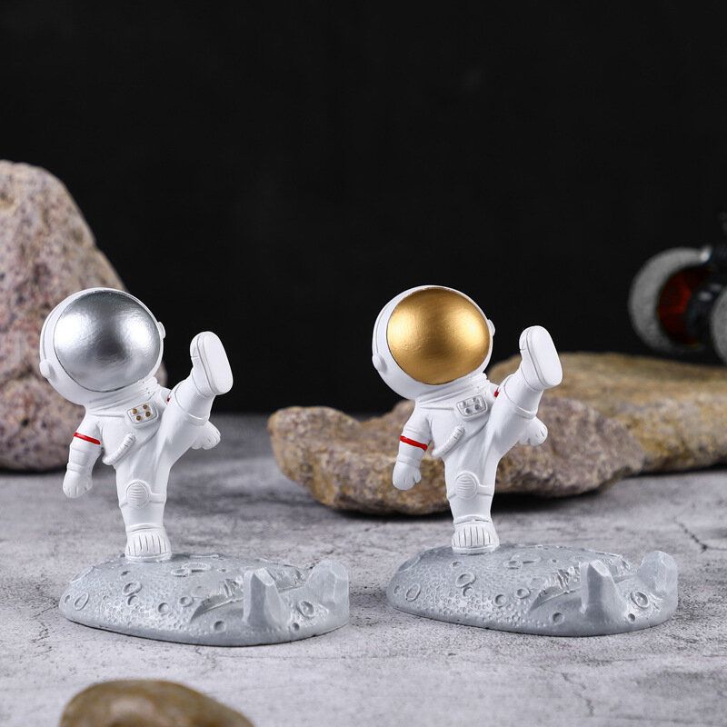 1pc Kreativitet Skulptur Astronaut Spaceman Modell Hjem Resin Håndarbeid Skrivebordsdekorasjon